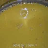 hollandaise sauce in double boiler