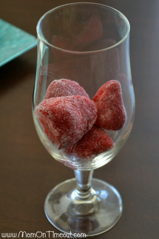 frozen-strawberries-for-ice-cubes