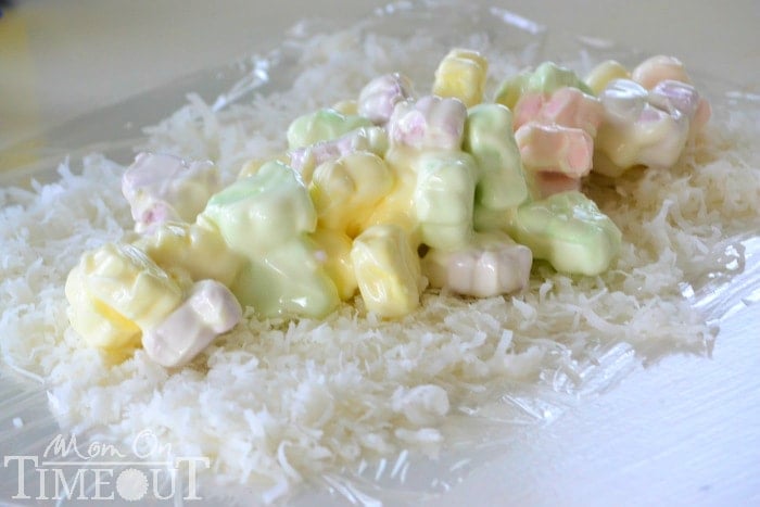 CandiQuik-marshmallows-on-coconut