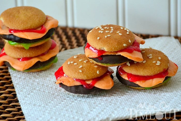 Cookie Sliders That Look Just Like Mini Cheeseburgers | Mom On Timeout - Perfect for April Fool's Day or your next BBQ!