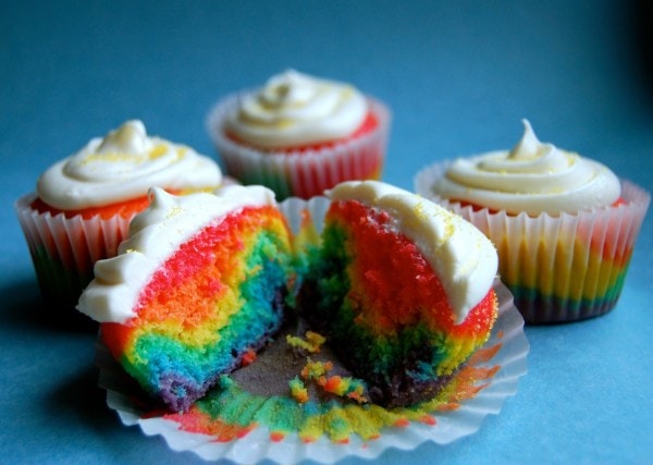 rainbow_cupcakes