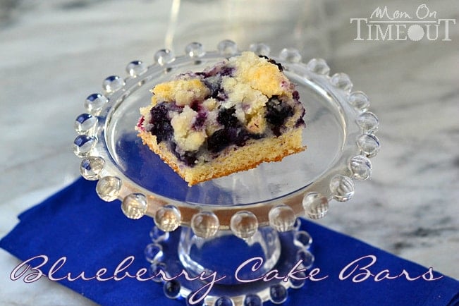 Blueberry Cake Bars from MomOnTimeout.com #blueberry #cake