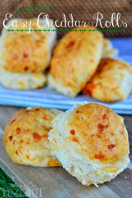 Easy No-Knead Cheddar Rolls | MomOnTimeout.com