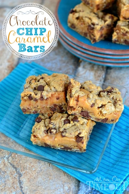 Chocolate Chip Caramel Cookie Bars are SO good with a sweet, gooey, caramel center! | MomOnTimeout.com