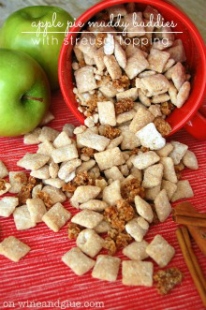 Apple Muddy Buddies