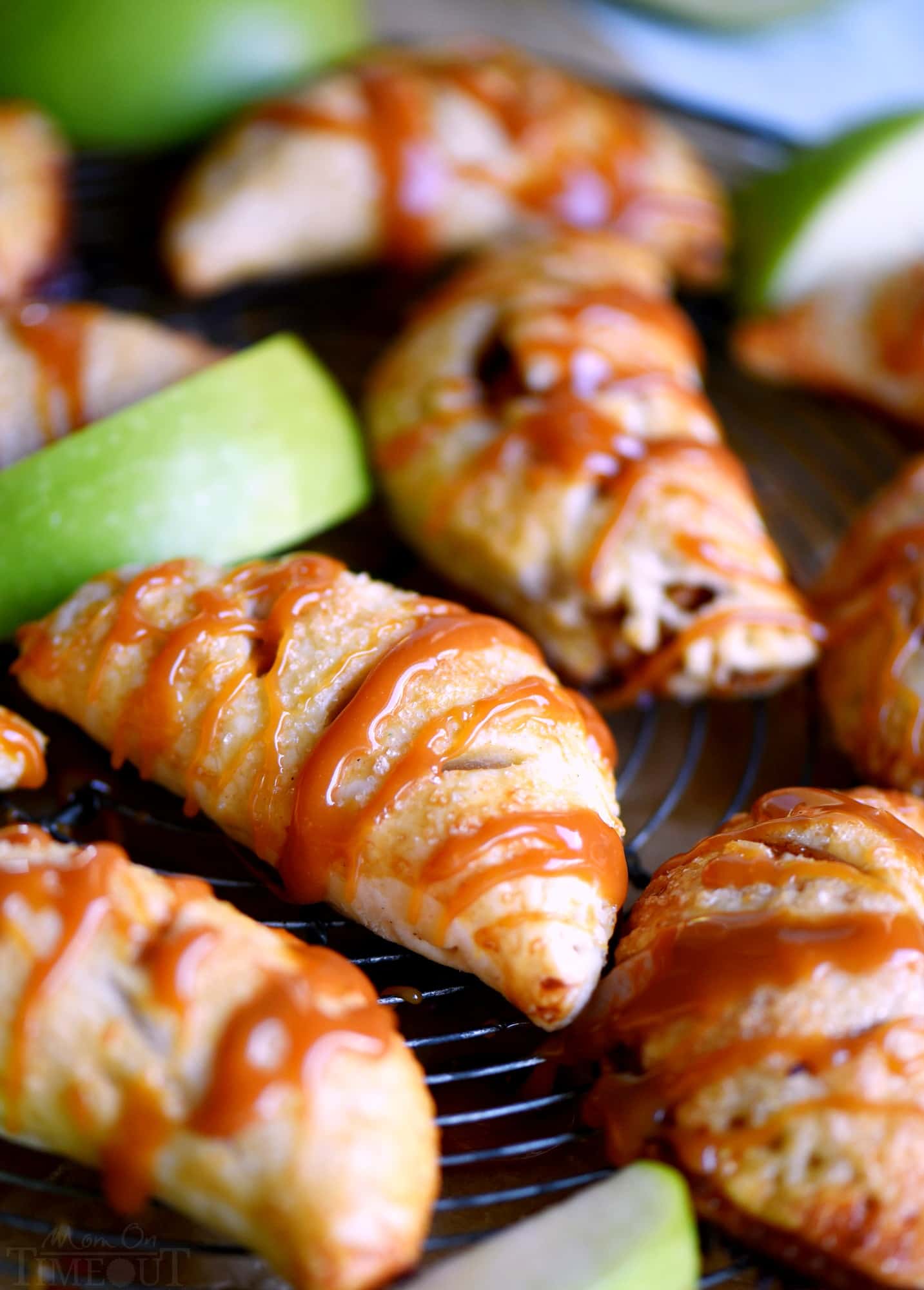 empanadas-with-caramel-drizzle