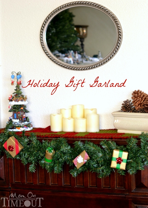  This Holiday Gift Garland is a surefire way to instantly add a festive flair to your holiday decorations! | MomOnTimeout.com #sponsor #craft #Christmas #ScotchEXP