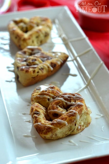 cinnamon-roll-hearts