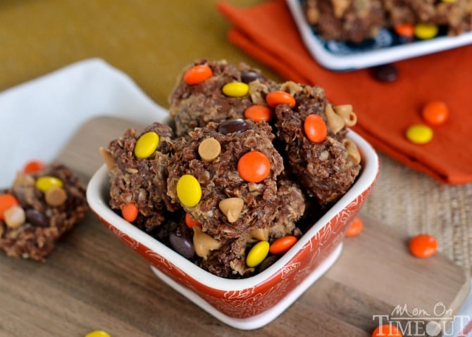 Easy No Bake Chocolate Peanut Butter Oatmeal Cookies | MomOnTimeout.com