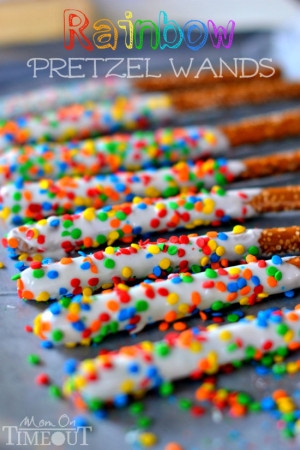 rainbow-pretzel-wands
