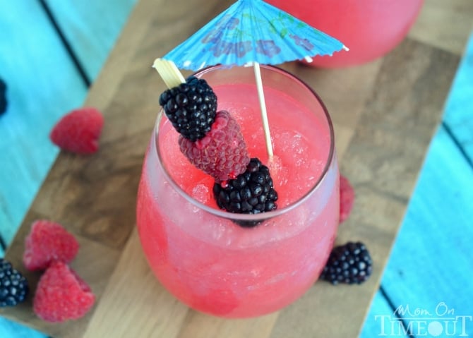 Relax with this delicious and refreshing Raspberry Acai Slush! | MomOnTimeout.com