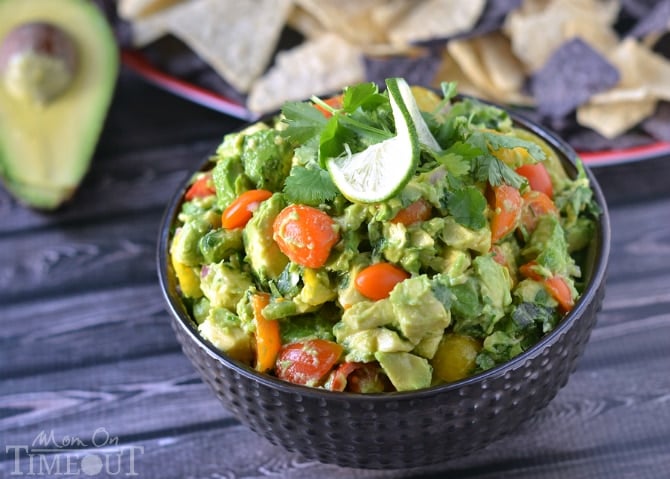 This Chunky Avocado Salsa is a must-have at any party! | MomOnTimeout.com