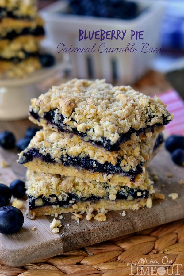 Blueberry Pie Oatmeal Crumble Bars - only FOUR ingredients! | MomOnTimeout.com