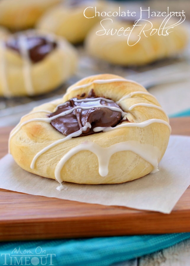 These delicious Chocolate Hazelnut Sweet Rolls take just under an hour to make and are most definitely worth the effort! | MomOnTimeout.com | #chocolate #recipe #IDelight