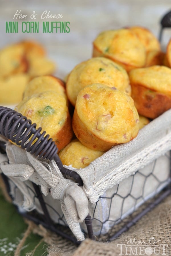 Ham and Cheese Mini Corn Muffins - perfect for breakfast, lunch and dinner or anytime in between! | MomOnTimeout.com | #bread #ham #cheese #breakfast #recipe