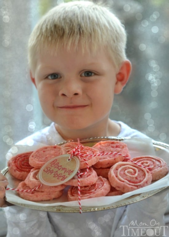 These festive Peppermint Shortbread Cookies are the perfect addition to your holiday cookie trays this year! With only five ingredients, they are quick and easy to make and look so gosh darn pretty! | MomOnTimeout.com | #recipe #cookie #WishForOthers