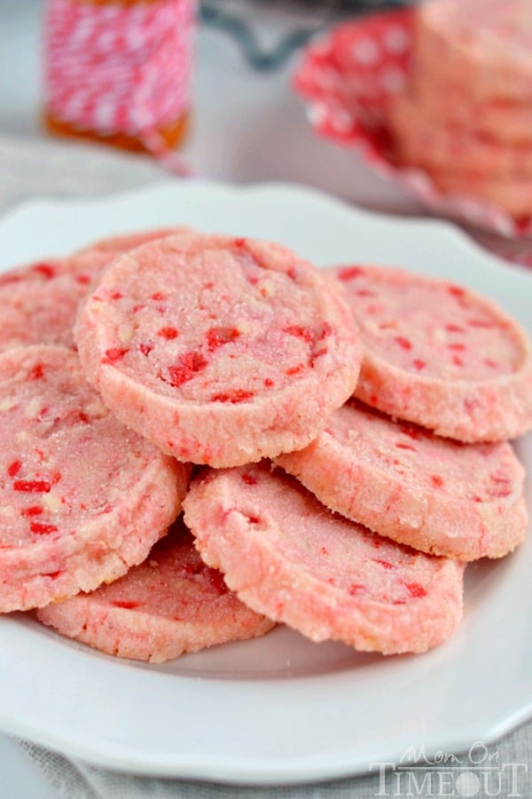 These festive Peppermint Shortbread Cookies are the perfect addition to your holiday cookie trays this year! With only five ingredients, they are quick and easy to make and look so gosh darn pretty! | MomOnTimeout.com | #recipe #cookie #WishForOthers