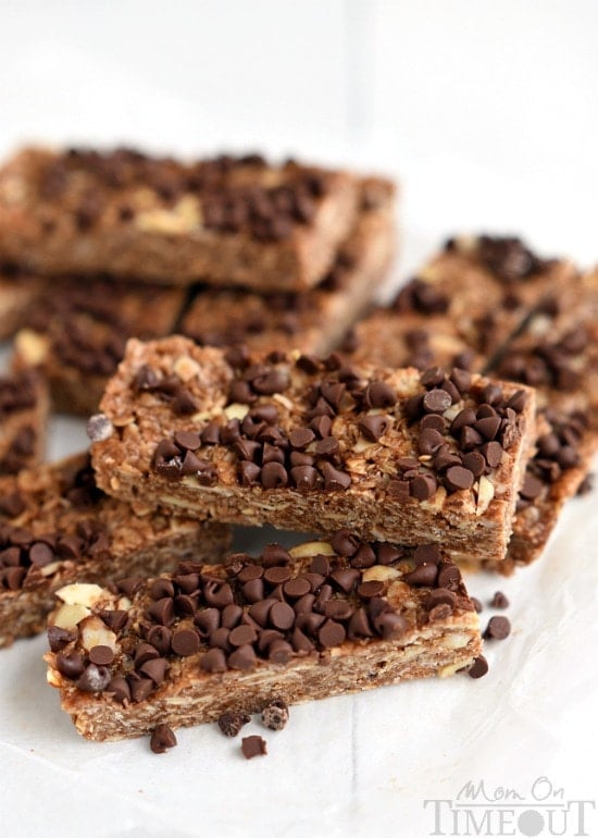 These Mocha No Bake Granola Bars are perfect for a grab-and-go breakfast or an afternoon pick-me-up snack! | MomOnTimeout.com | #breakfast #snack #recipe #chocolate #mocha