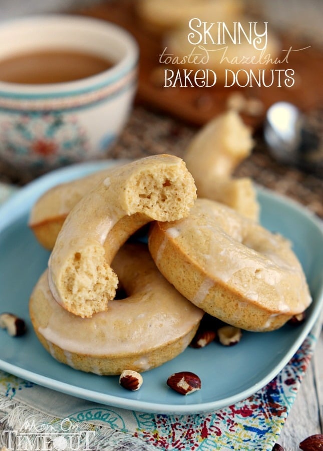 These Skinny Toasted Hazelnut Baked Donuts are ready to go in just 15 minutes - start to finish! A delicious breakfast you don't need to feel guilty about! | MomOnTimeout.com | #recipe #breakfast #brunch #IDelight #ad