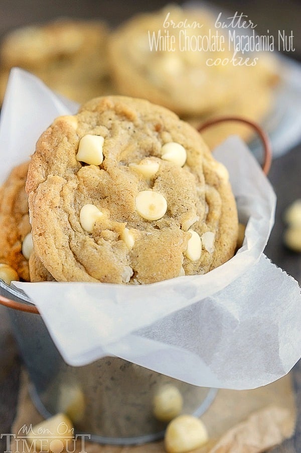 These insanely delicious Brown Butter White Chocolate Macadamia Nut Cookies are guaranteed to be a new favorite! Super easy to make and mouth watering good! This easy cookie recipe is one you will find yourself making over and over...| MomOnTimeout.com