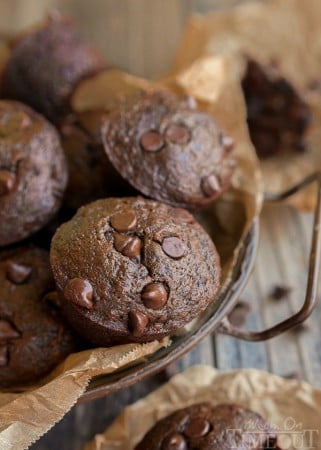 double-chocolate-banana-applesauce-muffins-recipe-no-text