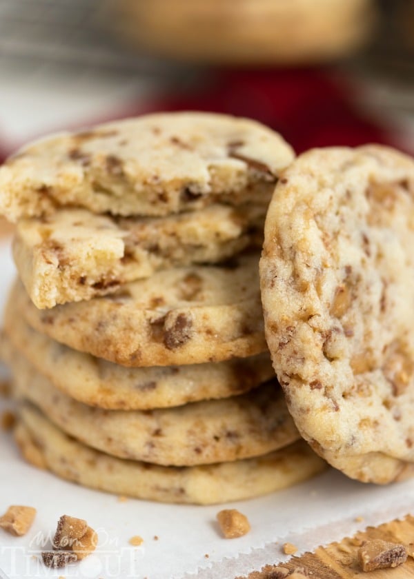 You're just six ingredients away from these glorious Toffee Butter Icebox Cookies! Deliciously buttery and perfectly rich, this easy cookie recipe is the perfect dessert for any day! | MomOnTimeout.com | #cookie