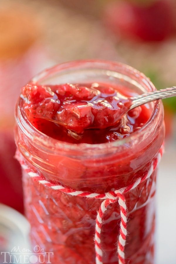 This Easy Homemade Strawberry Ice Cream Topping recipe is the perfect way to jazz up your ice cream tonight! Also the perfect topping for waffles, French toast, and so much more! | MomOnTimeout.com