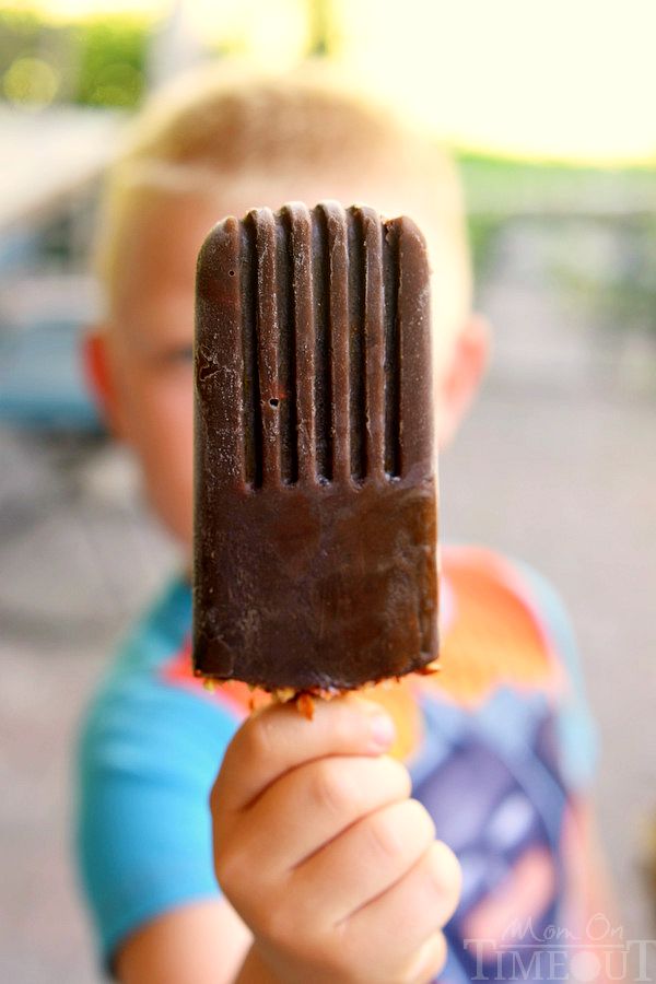 You are going to fall in love with these easy and delicious Mocha Almond Fudge Pudding Pops! Just perfect for hot summer days! | MomOnTimeout.com | #EasyAsBreeze #ad