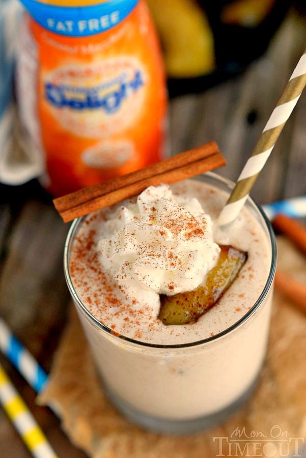 You'll want to wake up to this Bananas Foster Smoothie! Yummy banana and caramel flavors in a protein-packed smoothie - delicious! | MomOnTimeout.com