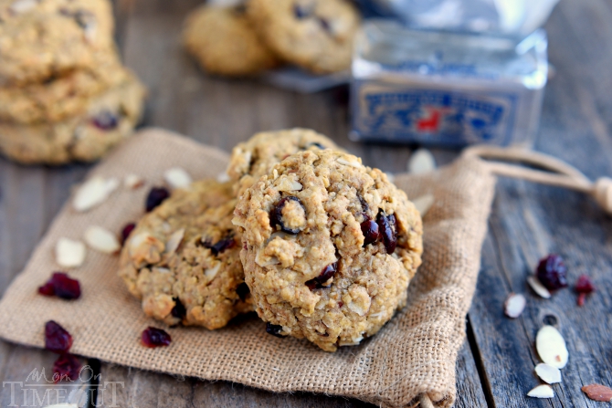 cranberry-almond-breakfast-oatmeal-cookies-recipe