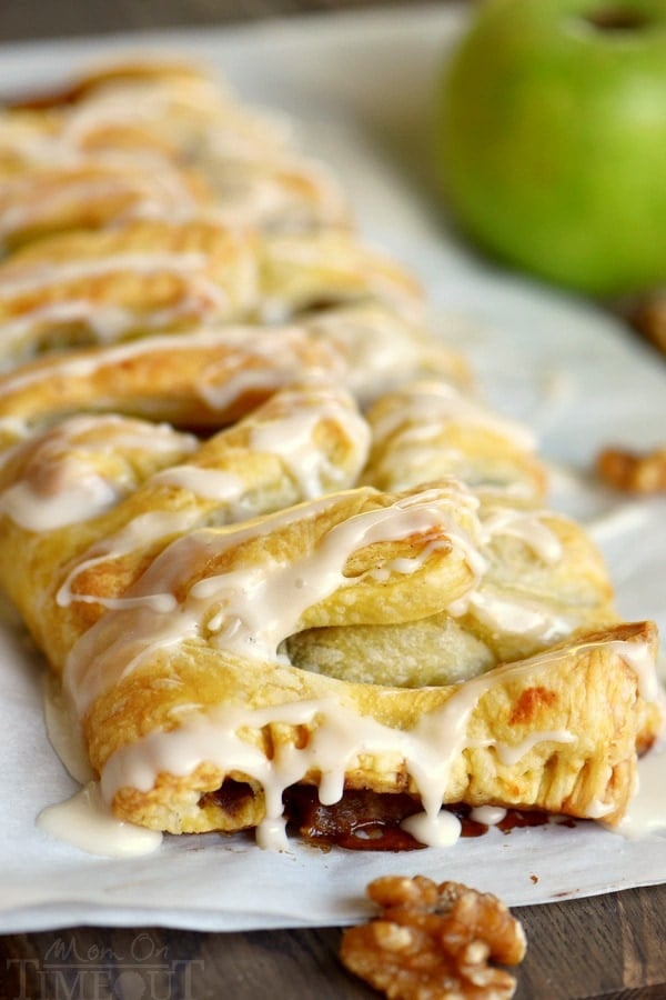 This easy Apple Walnut Strudel is the BEST way to wake up this fall! Perfect for breakfast, brunch or even dessert, this sweet treat is impossible to resist!