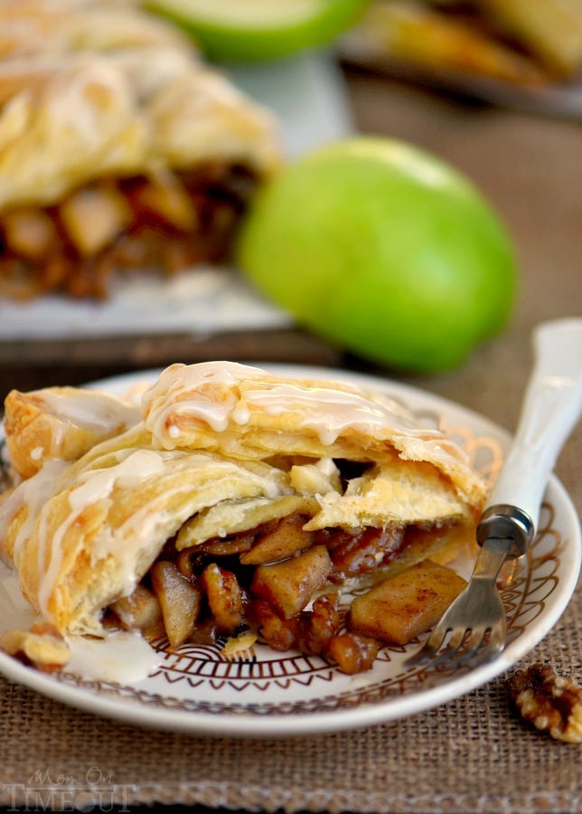 This easy Apple Walnut Strudel is the BEST way to wake up this fall! Perfect for breakfast, brunch or even dessert, this sweet treat is impossible to resist!