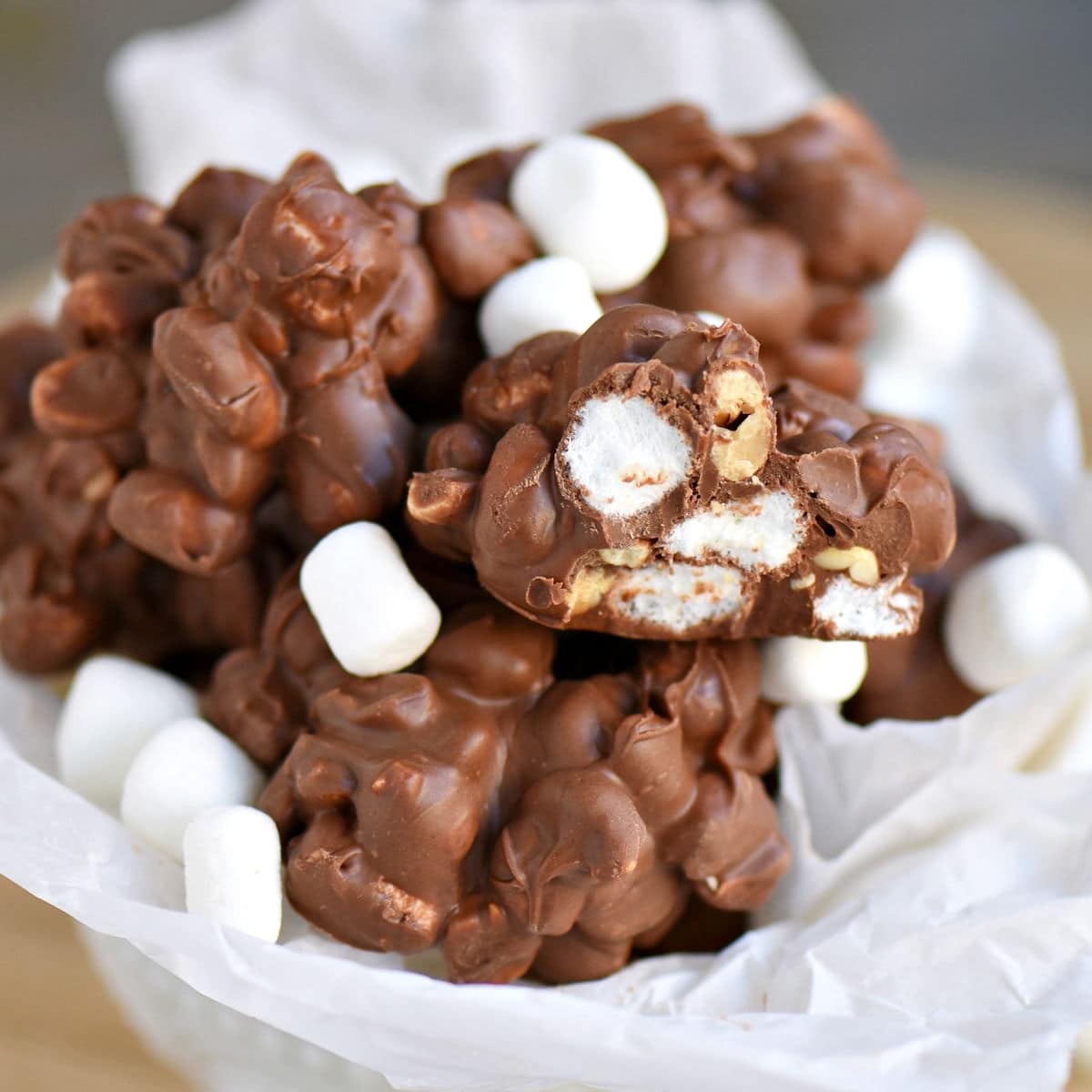 Rocky Road Peanut Clusters