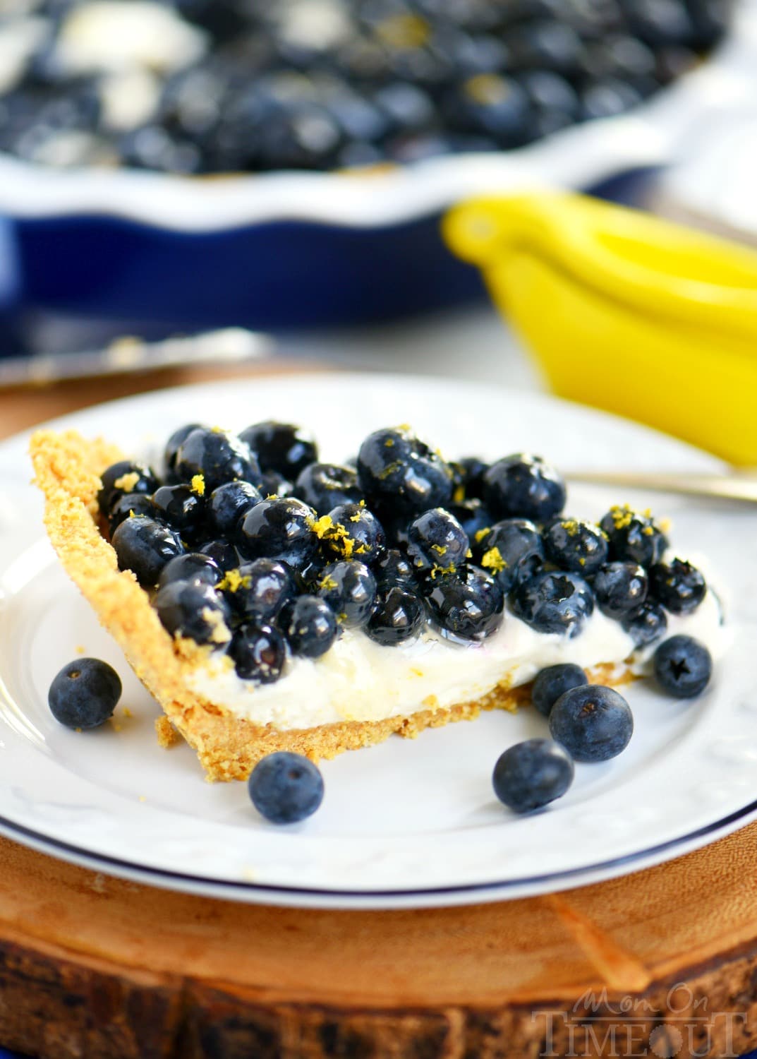 cream-pie-lemon-fresh-blueberries-side-profile