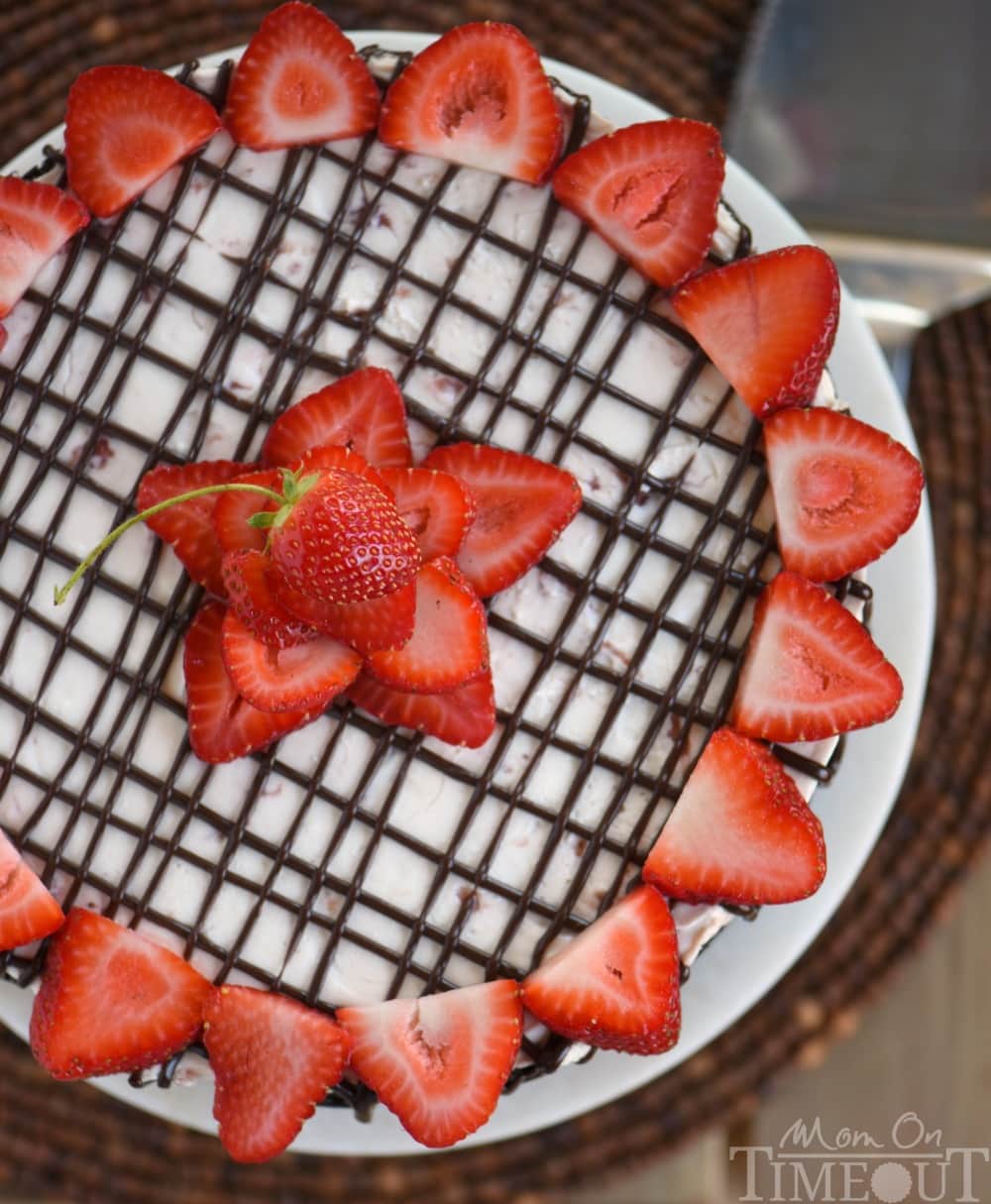 decorated-strawberry-chocolate-no-bake-cheesecake