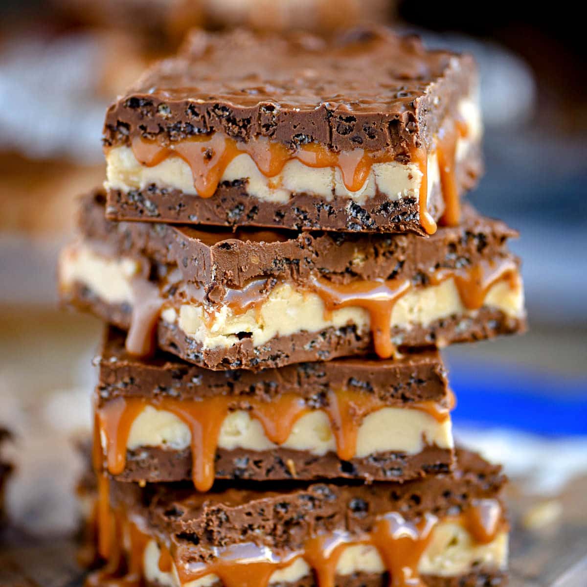 No Bake Crispy Snickers Bars-image