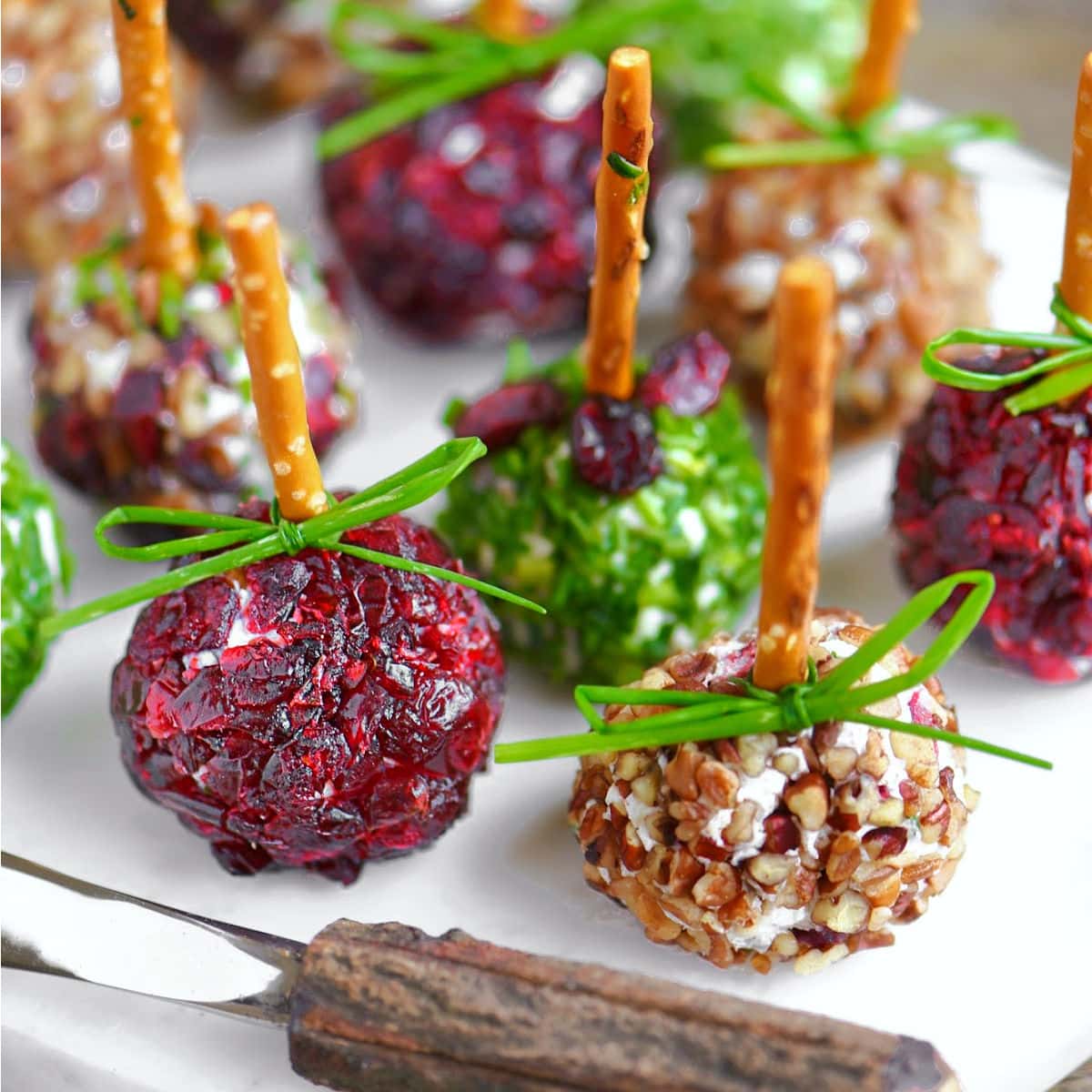 Cranberry Pecan Mini Goat Cheese Balls