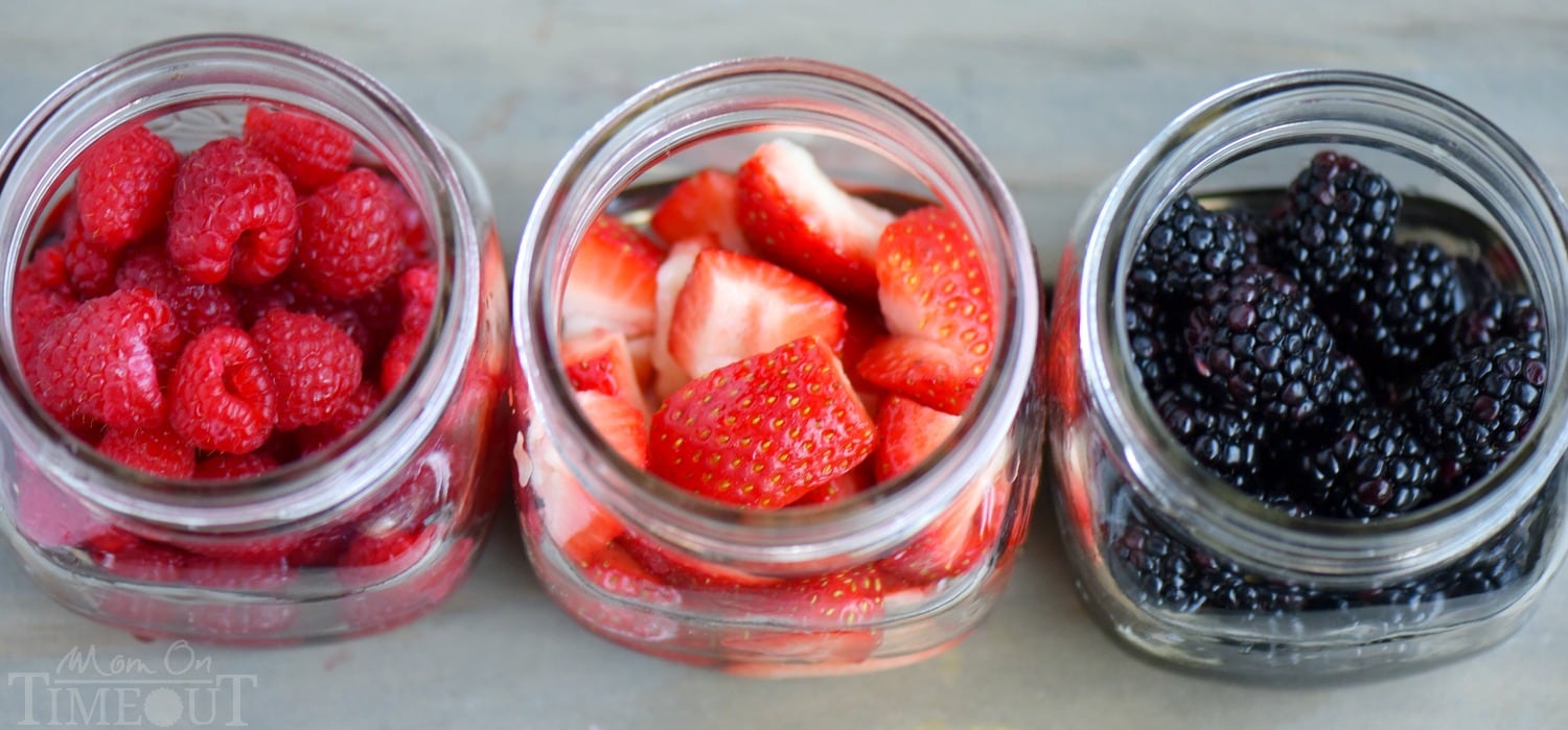 This Berry Champagne Punch is the perfect way to kick off New Year's Eve! This punch is super easy to prepare and is made with fresh berries and champagne or sparkling wine. Perfect for Easter brunch and Mother's Day too! // Mom On Timeout