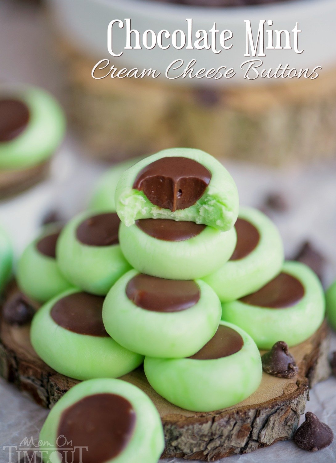 These Chocolate Mint Cream Cheese Buttons are perfect for all occasions! Lovely mint flavored cream cheese mints filled with a decadent chocolate ganache. Guaranteed to be a hit with your chocolate and mint loving friends and family! // Mom On Timeout