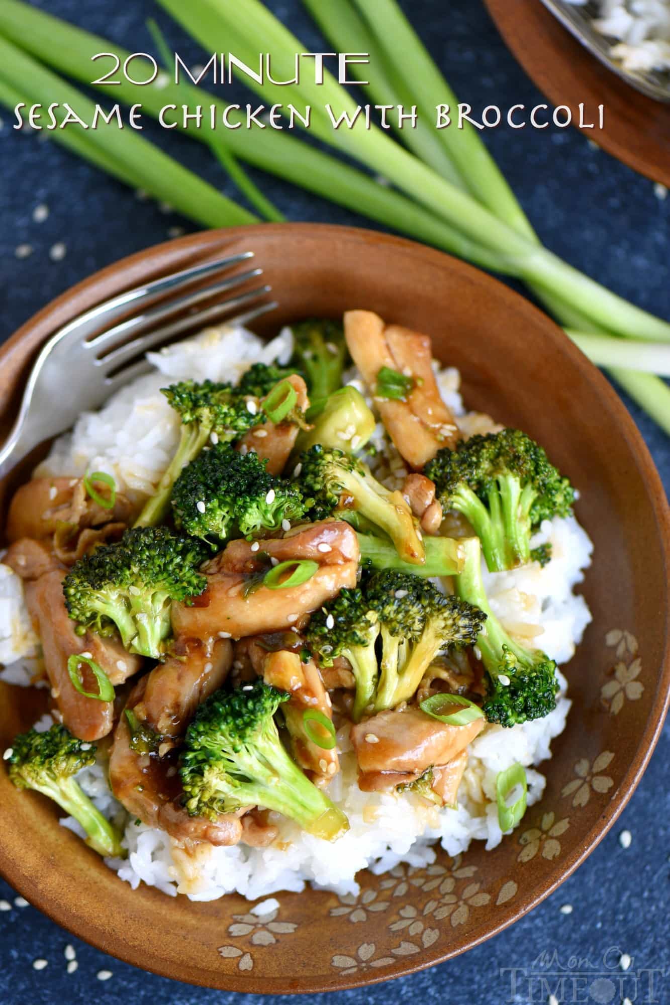 This easy 20 Minute Sesame Chicken with Broccoli is going to quickly become your favorite go-to easy dinner! Serve over white or brown rice for a perfect meal! So much better than takeout! // Mom On Timeout