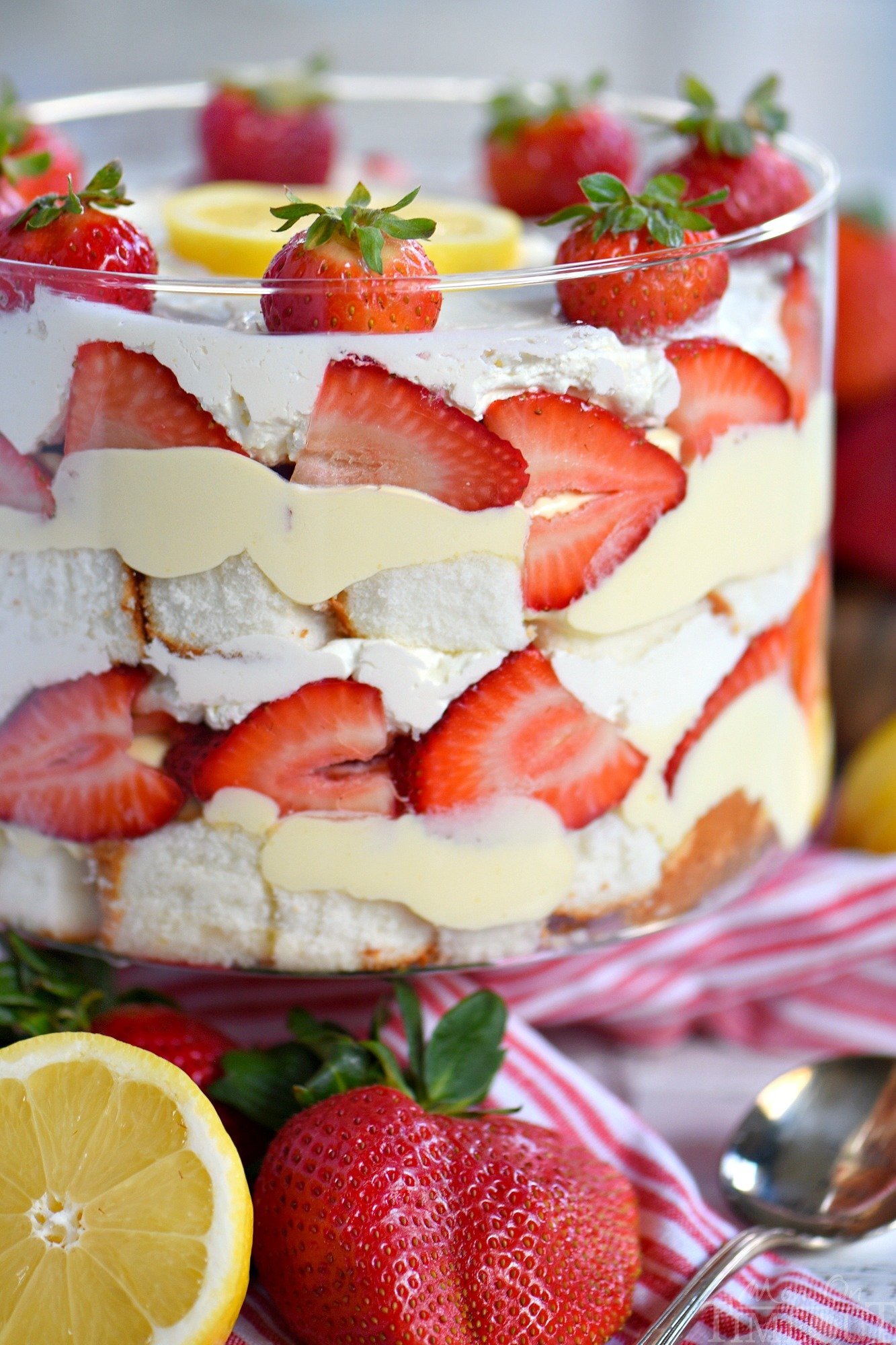 strawberry-lemon-trifle-dish
