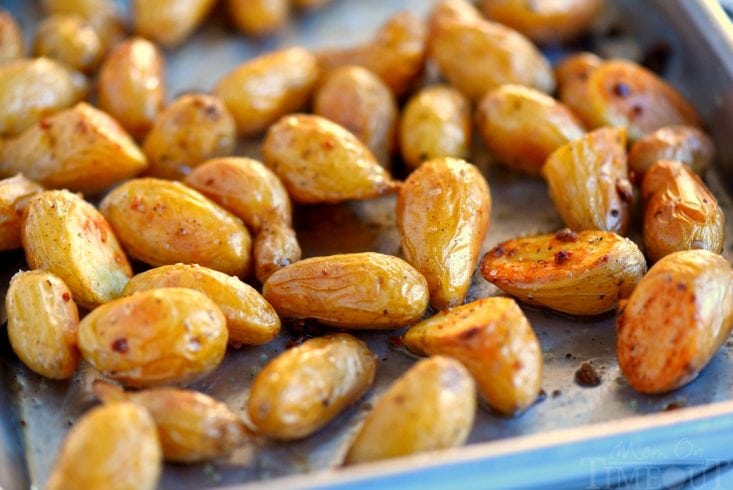 quick-garlic-roasted-potatoes-oven