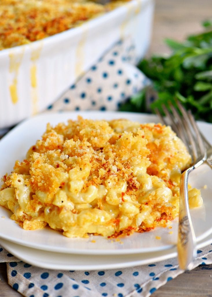 Mom's Favorite Baked Mac and Cheese Recipe