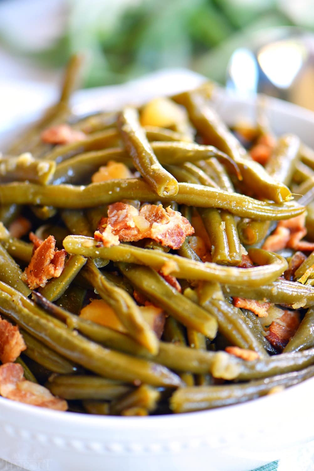 Slow Cooker Green Beans with Bacon - Mom On Timeout