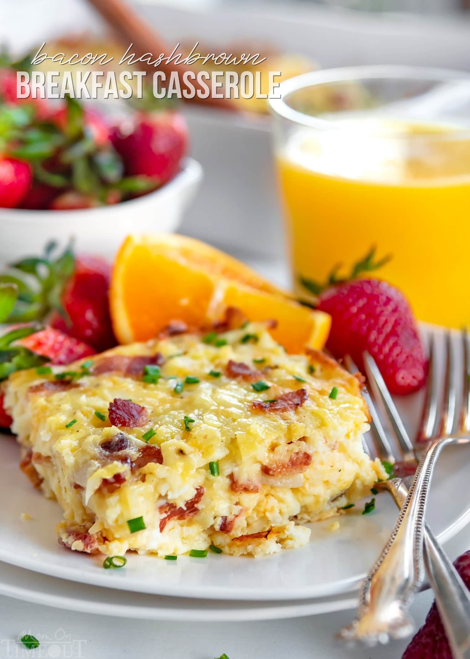 Easy Hashbrown Breakfast Casserole is perfect for entertaining a crowd or serving up a simple weekend brunch. Made with frozen hashbrowns, eggs, bacon, and three different types of cheese, this savory breakfast casserole can be made in advance and is designed to feed a crowd. // Mom On Timeout #breakfast #brunch #bacon #cheese #recipe #recipes #Easter #Christmas #hashbrowns #easy #momontimeout #ad breakfast-casserole-with-bacon-title