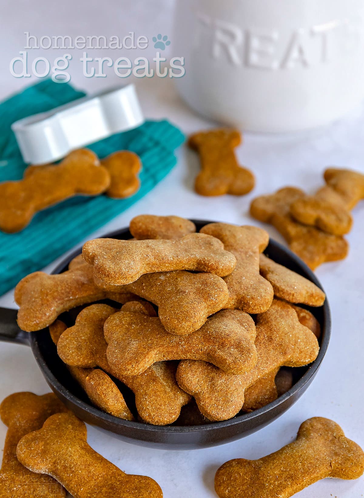 These easy Homemade Dog Treats are the perfect way to use up leftover chicken! They're quick to ...
