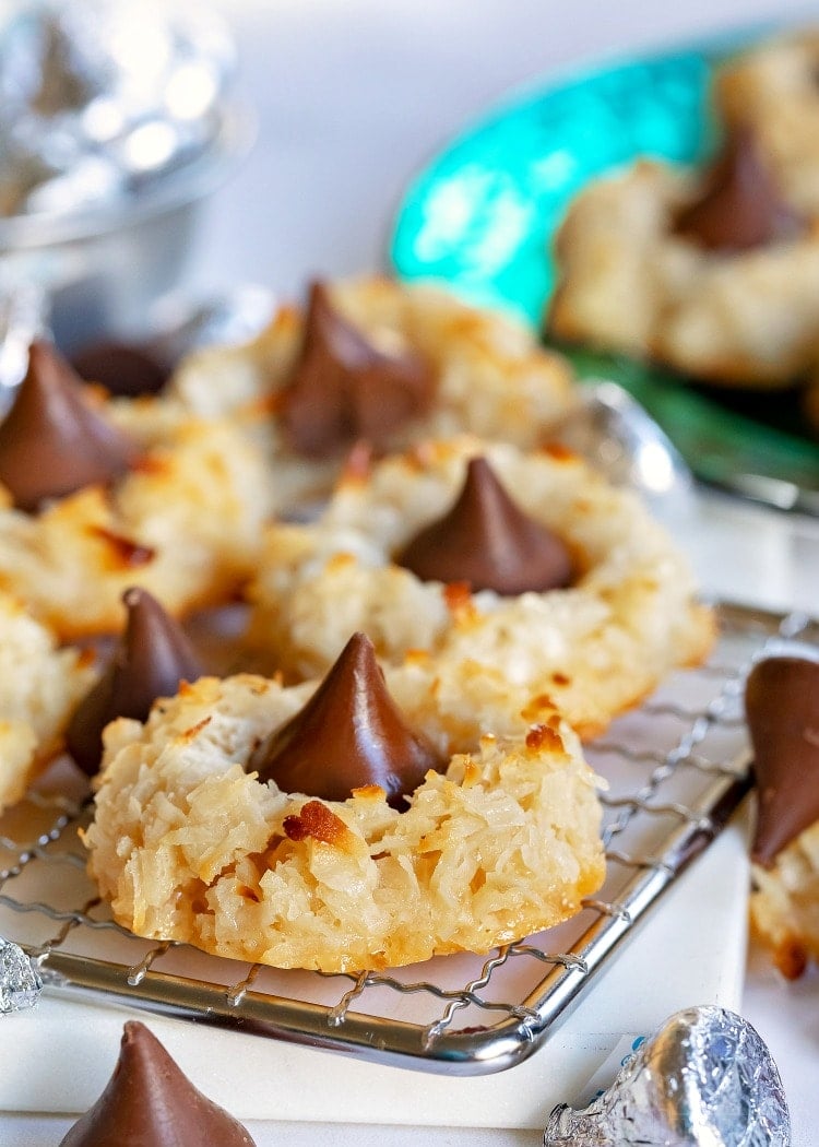 coconut kiss macaroon blossoms recipe