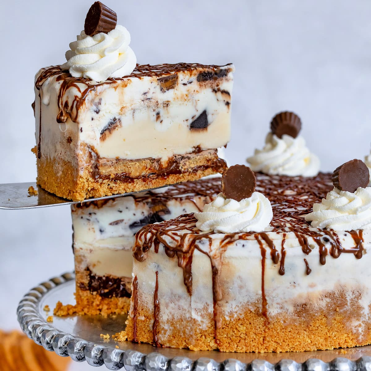 Easy Ice Cream Cake Recipe - Dinner, then Dessert