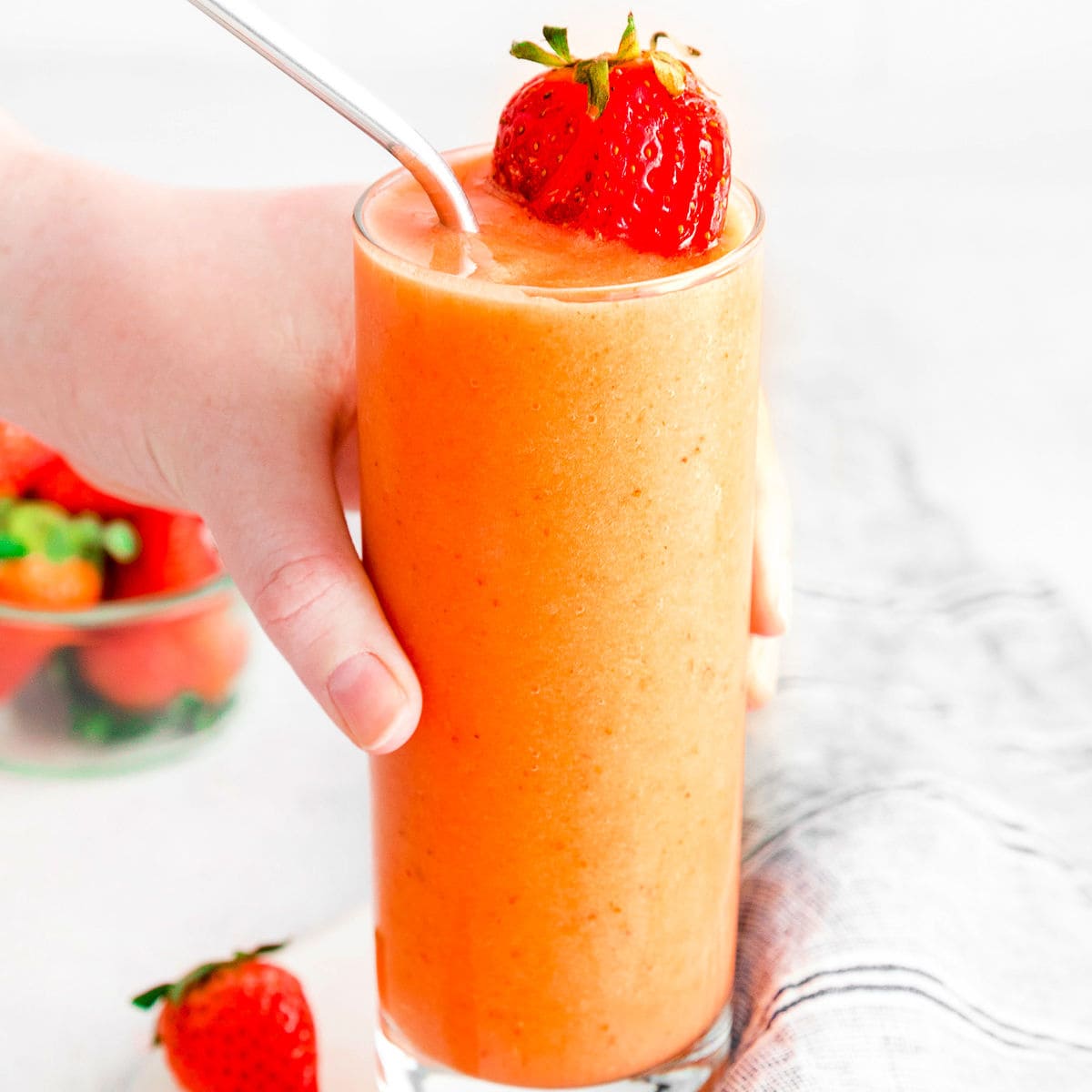 Strawberry Mango Smoothie - Mom On Timeout